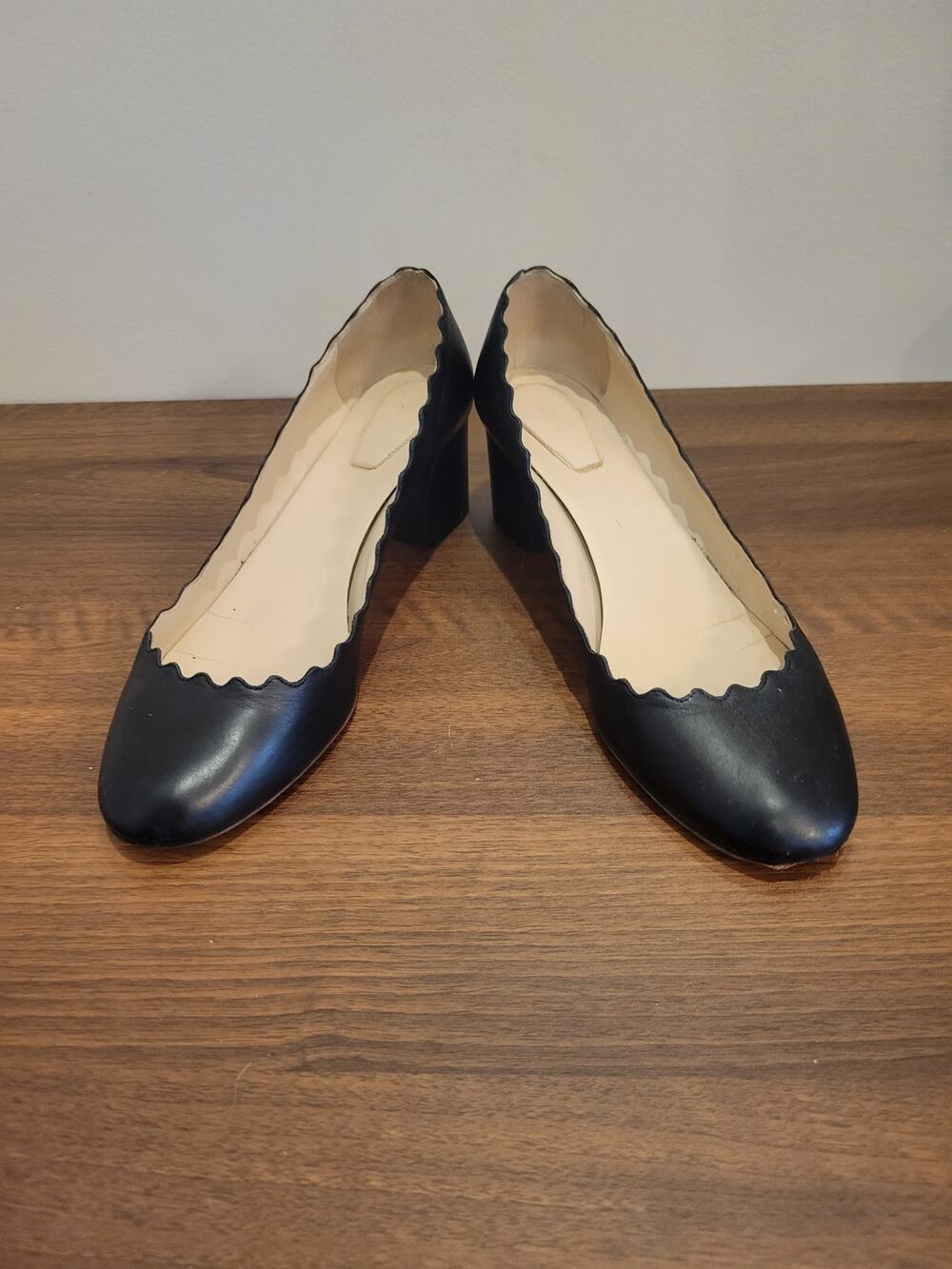 Chloé Lauren Scalloped Block‑Heel Pumps (Size 8, Good Condition)